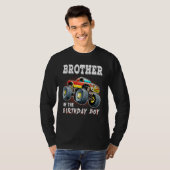 Broer van de 'Birthday Boy Monster Truck Birthday' T-shirt (Voorkant volledig)
