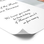 Broer van de bruid met foto-herdenkingsbruiloft poster (Hoek)