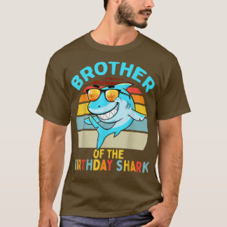 Broer van de familie van de ouderdag van de haaien t-shirt