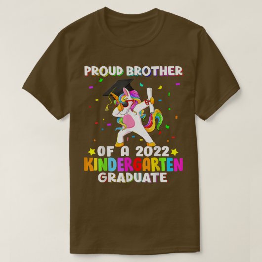 Broer van een 2022-kleuter Afstuderen de Verenigde T-shirt (Design voorkant)