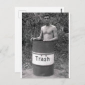  brok in vuilnis briefkaart (Voorkant / Achterkant)