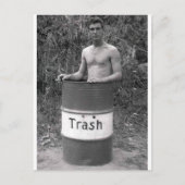  brok in vuilnis briefkaart (Voorkant)