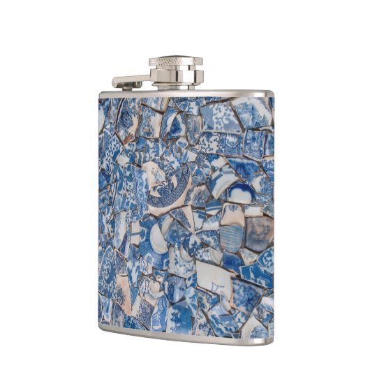 Broken Blue China Flask van Mudlark Heupfles (Links)