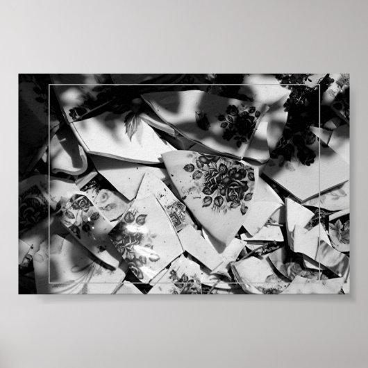 Broken Chyna Poster (Voorkant)