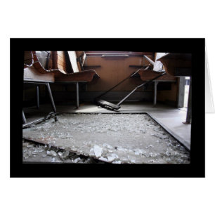 Broken Glass op de grond verlaten trein Kaart