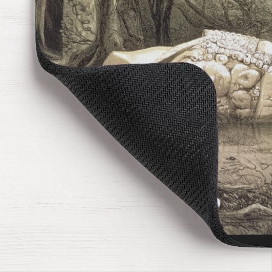 Broken Mayan idol op Copan, Guatemala Muismat (Hoek)