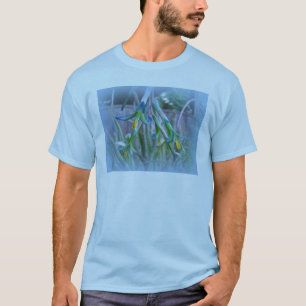 Bromeliad Blossom op blauw T-shirt