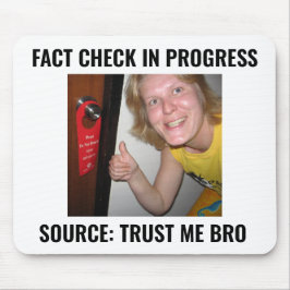 Bron Vertrouw Me Bro Grappige Meme Muismat