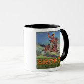 "Bronco Sinaasappels, c.1900 (kleurenlitho) Mok (Voorkant rechts)
