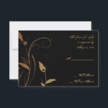 Brons Art Deco Peacock en Floral Response Kaart<br><div class="desc">Dit mooie en elegante ontwerp, genaamd Bronze Art Deco Peacock and Floral Wedding, heeft een zwarte achtergrond. Er is een art deco stijl lijst met florale accenten aan de linkerkant, allemaal in brons. Peking van achter de bloemen is een gestileerde pauw met zijn prachtige staartveren - wederom in brons tegen...</div>