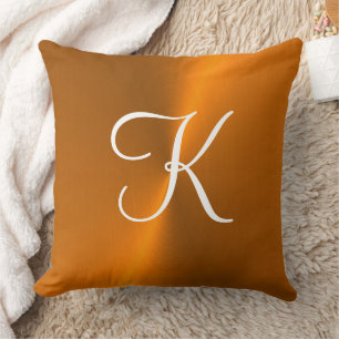 Brons glanzend faux metal monogram kussen