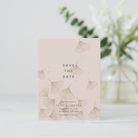 Bronze Ginkgo Leaves Pink Beige Save the Date Aankondigingskaart (Staand voorkant)