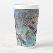 Bronze Tipped Dragonflies op een magische hemel Latte Mok (Voorkant)