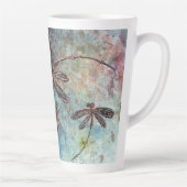 Bronze Tipped Dragonflies op een magische hemel Latte Mok (Rechts)