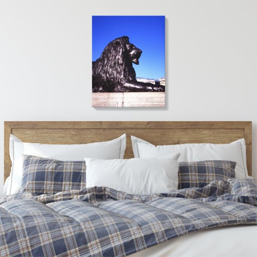 Bronzen Leeuw Trafalgar Square Canvas Afdruk (Insitu (Slaapkamer))