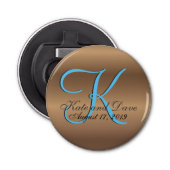 Bronzen Monogram Verbazingwekkende Fabriek Button Flesopener (Voorkant)