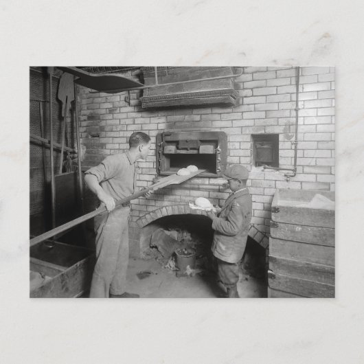Brood bakkers, 1917 briefkaart (Voorkant)