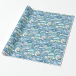 Broodachtige winterscène in blauw-omslagpapier cadeaupapier<br><div class="desc">Een kinderachtig winterwonderland in blauw en aqua's past dit verpakkingspapier aan. BG-konijnen springen en rendieren naar elkaar toe terwijl ze sneeuwen op bomen en de daken van een vreedzame stad.  Perfect voor Kerstmis,  kan dit papier ook worden gebruikt voor Chanoeka of andere wintergelegenheden. prettige feestdagen!</div>