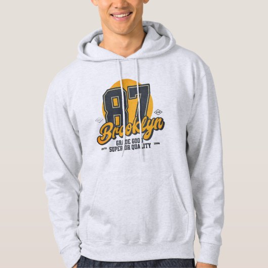 Brooklyn Badge Hoodie (Voorkant)