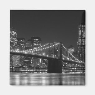 Brooklyn Bridge Black/White Skyline Magnet