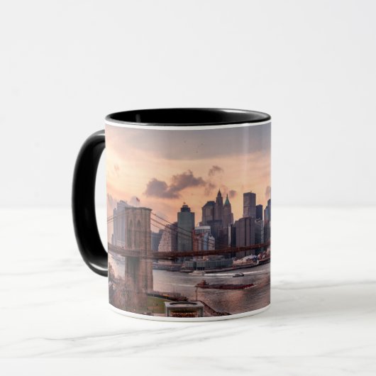 Brooklyn Bridge en Lower Manhattan Mok (Voorkant links)