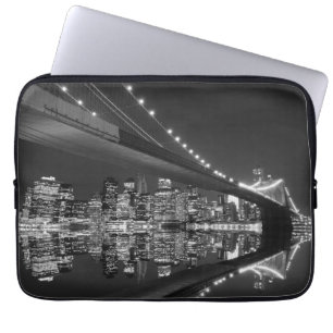 Brooklyn Bridge en Manhattan Skyline Laptop Sleeve