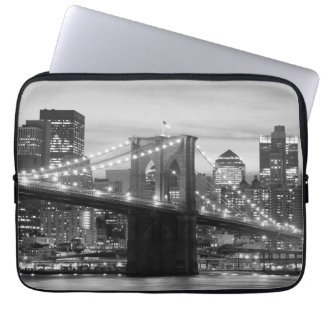 Brooklyn Bridge en Manhattan Skyline Laptop Sleeve