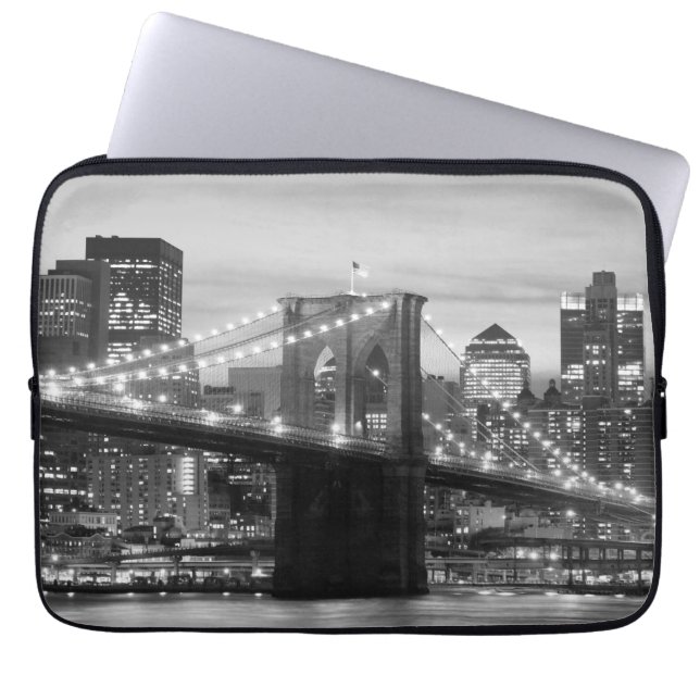 Brooklyn Bridge en Manhattan Skyline Laptop Sleeve (Voorkant)