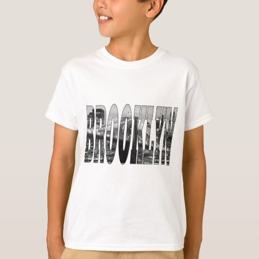 Brooklyn Bridge en Manhattan Skyline 's nachts T-shirt (Voorkant)
