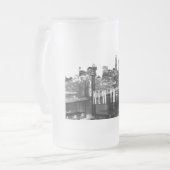 Brooklyn Bridge Frosted Glass Beer Mok (Voorkant links)