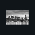 Brooklyn Bridge 's nachts, New York City Canvas Afdruk<br><div class="desc">Brooklyn Bridge en Manhattan Skyline bij nacht,  New York City</div>