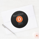 Brooklyn D Trein Ronde Sticker (Envelop)