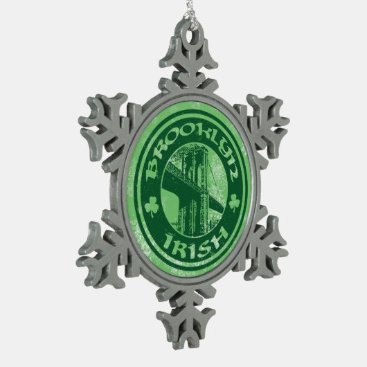 Brooklyn Irish American KerstTree Decoration Tin Sneeuwvlok Ornament (Links)