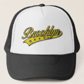 Brooklyn Logo Gold Embossed Trucker Pet (Voorkant)
