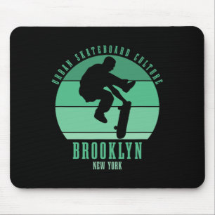 Brooklyn New York City Skateboarder Urn Skateboard Muismat