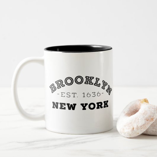 Brooklyn New York Tweekleurige Koffiemok (Met donut)