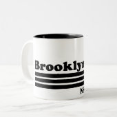Brooklyn New York Tweekleurige Koffiemok (Voorkant links)