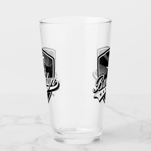 Brooklyn Shield met Swoosh Design Glas (Links)