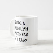 brooklyn sports fan, being koffiemok (Voorkant links)