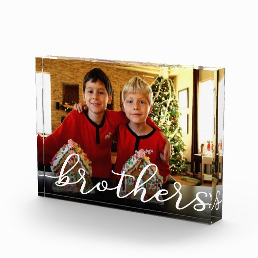 Brothers Modern Foto (Rechts)