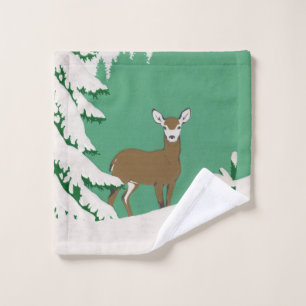 Brow Vrouw Doe Deer in Snow Tall Pine Tree Green Washandje