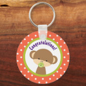 Brown Baby Monkey met Pacifier Gefeliciteerd Sleutelhanger (Voorkant)