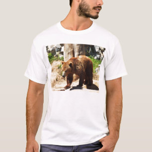 Brown bear walking t-shirt