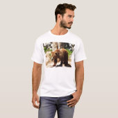 Brown bear walking t-shirt (Voorkant volledig)
