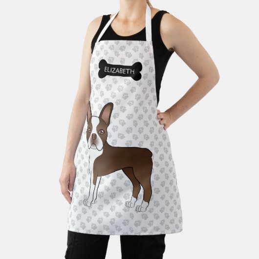 Brown Boston Terrier met bot, poten en aangepaste Schort (Insitu)