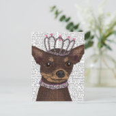 Brown Chihuahua en Tiara Briefkaart (Staand voorkant)