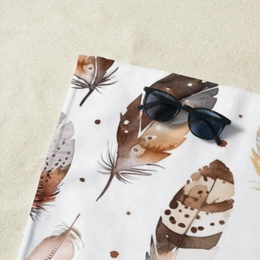 Brown Cream Tribal Native Feathers Strandlaken (In situ)