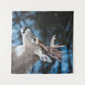BROWN DEER IN TILT SHIFT LENS WANDKLEED (Voorkant (horizontaal))