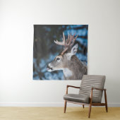 BROWN DEER IN TILT SHIFT LENS WANDKLEED (In situ)