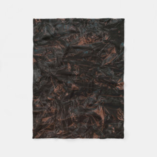 Brown dried leaves on ground fleece deken